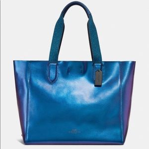 Coach Large Derby Tote Hologram handbag. NEW!!!